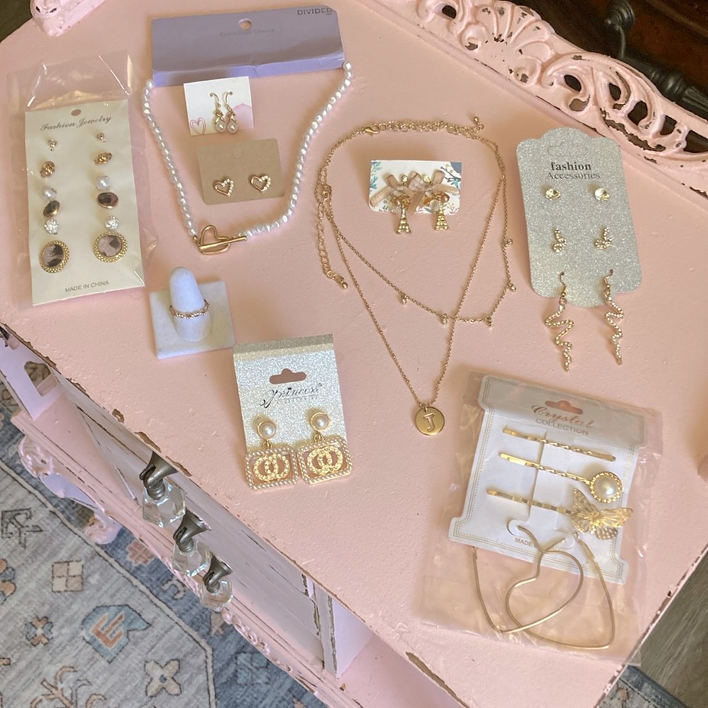 Princess Bundle Fashion Jewelry Gold, Pearls & Diamonds‎ 💎 You get them all NWT